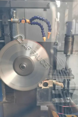 Automatische Roboter-Kran-Fertigungsmaschine CNC-Intelligente Sägemaschine