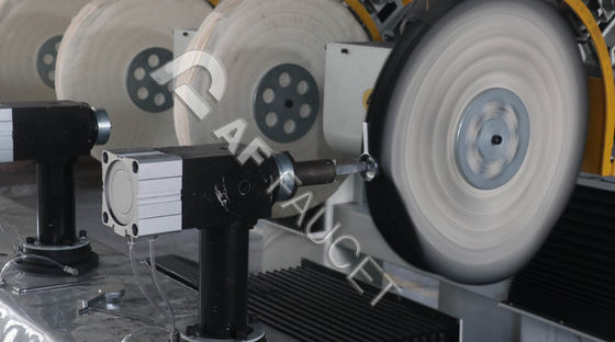 RTAF-AP04AZ-Zink-Legierung Sanitärwaren Poliermaschine, 4-Spindel-Mop-Räder Poliermaschine, CNC-Poliermaschine