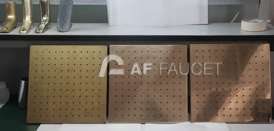 RTAF-AG0306-Roboter-Kran-Schleifmaschine für Badezimmer-Arbeitsteile