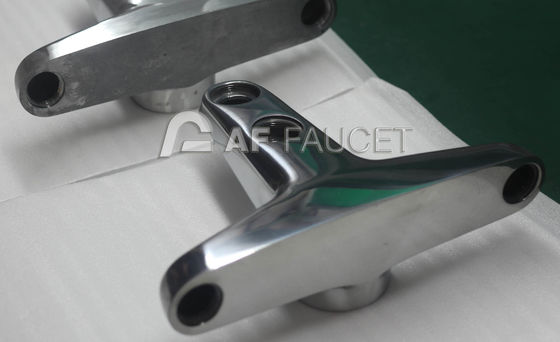 Universelle automatische CNC-Kranpoliermaschine für Zinklegierung und Edelstahl
